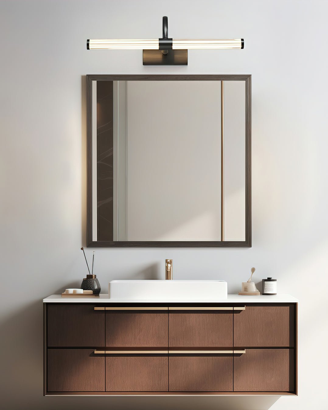 Avery Wall Light Wall lamp