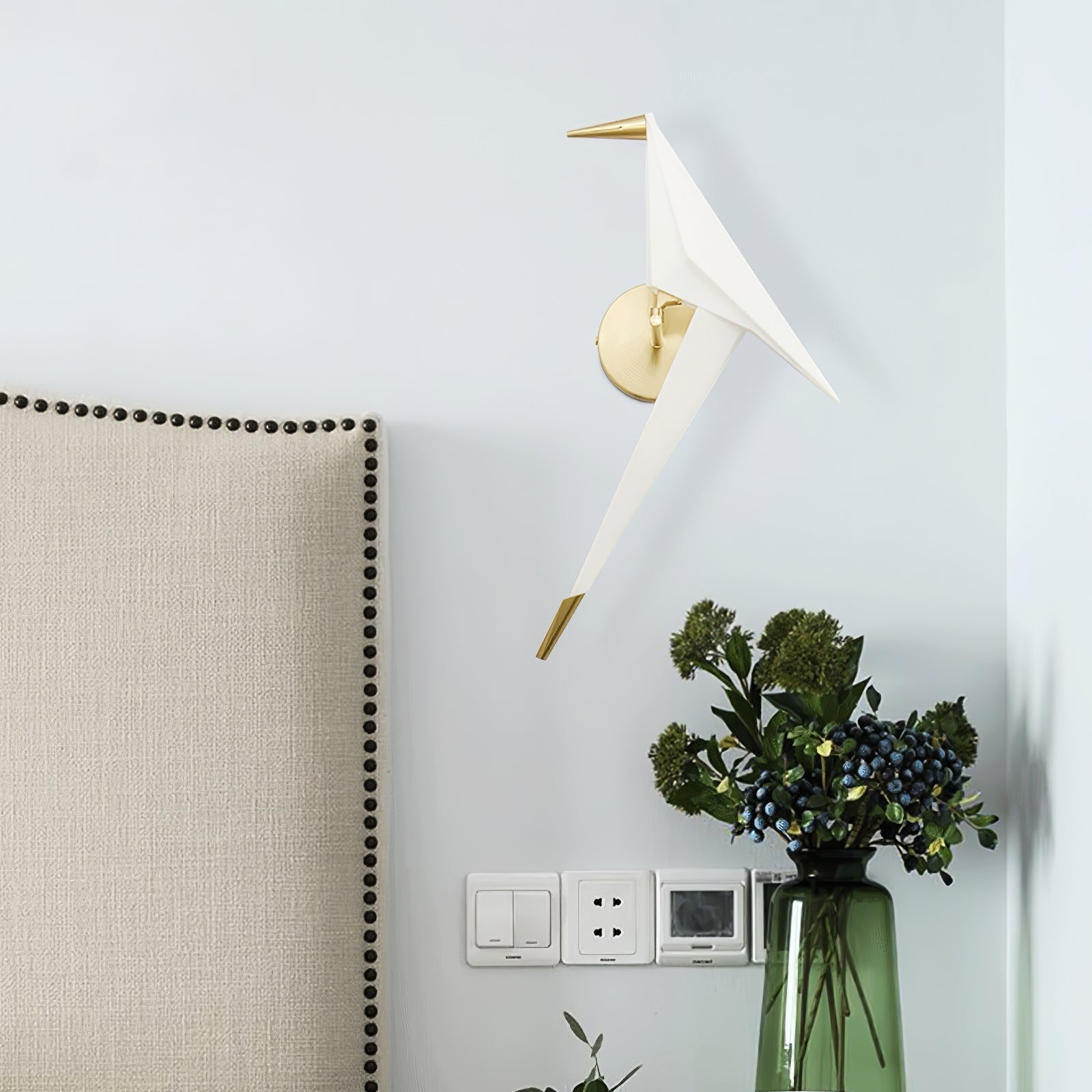 Avian Serenity Wall Lamp Wall lamp