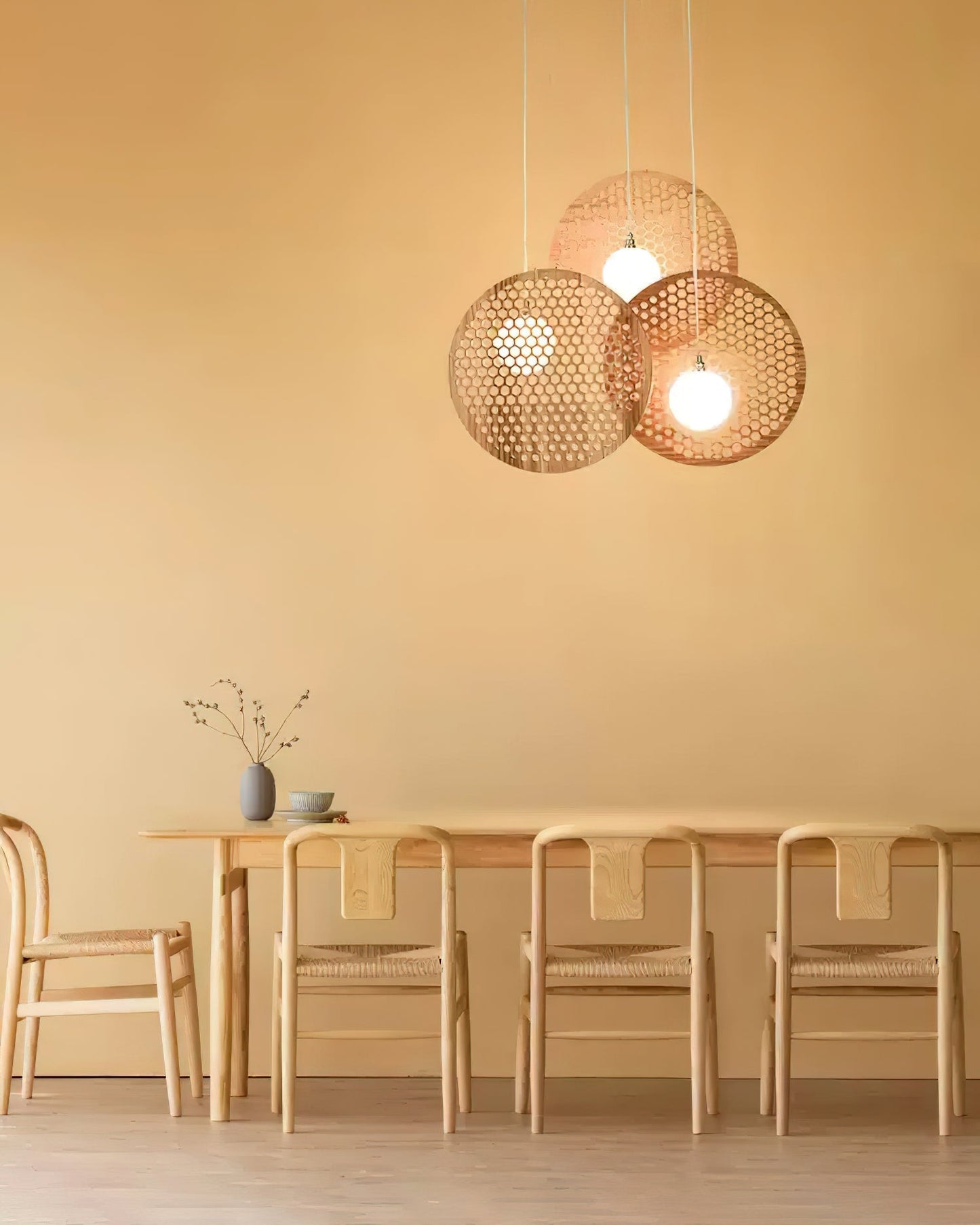 Bee Plate Chandelier Chandelier