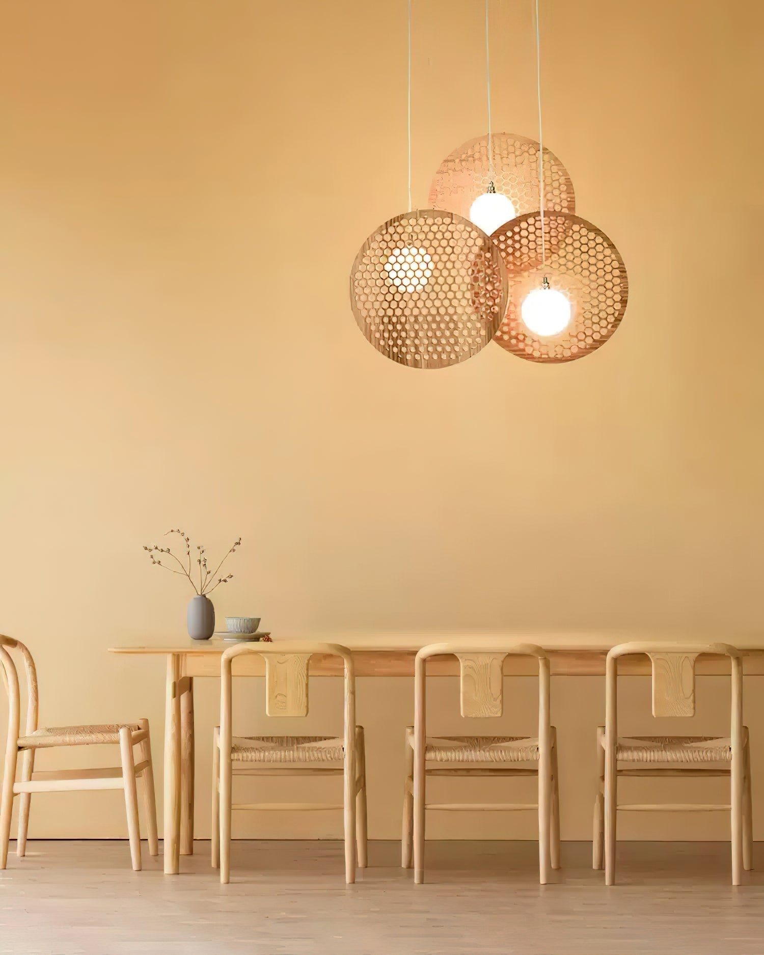 Bee Plate Chandelier Chandelier
