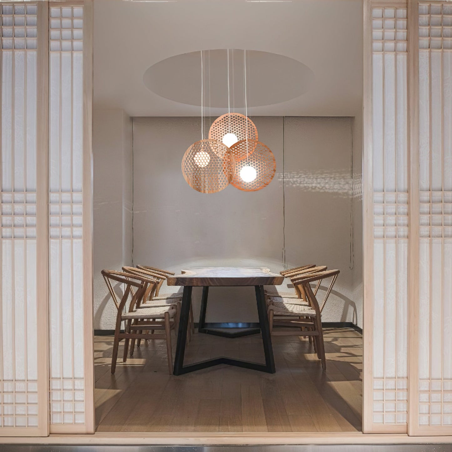 Bee Plate Chandelier Chandelier