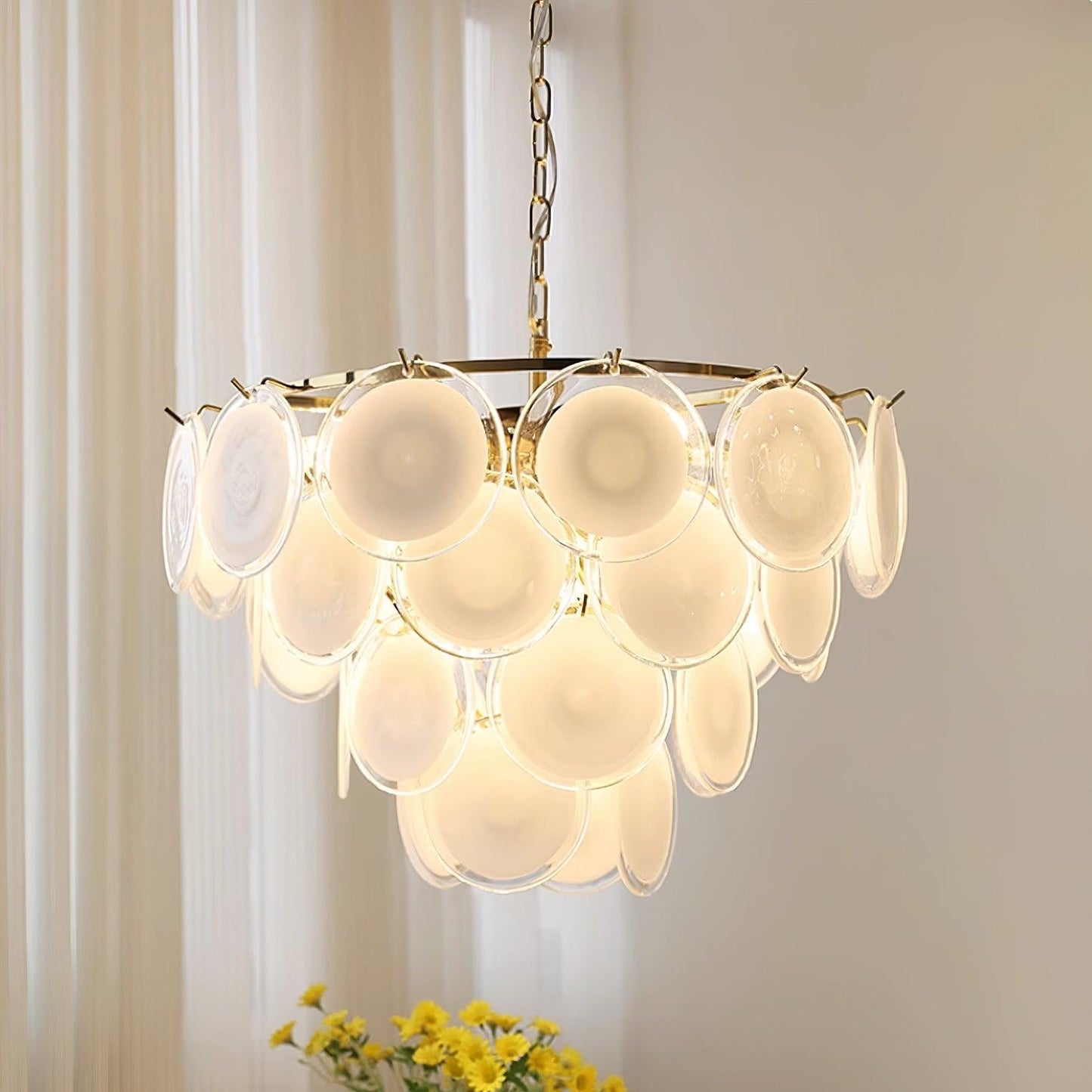 Bettina Murano Chandelier Dia 24.4″ x H 19.6″ / Dia 62cm x H 50cm / Gold & White glass Chandelier