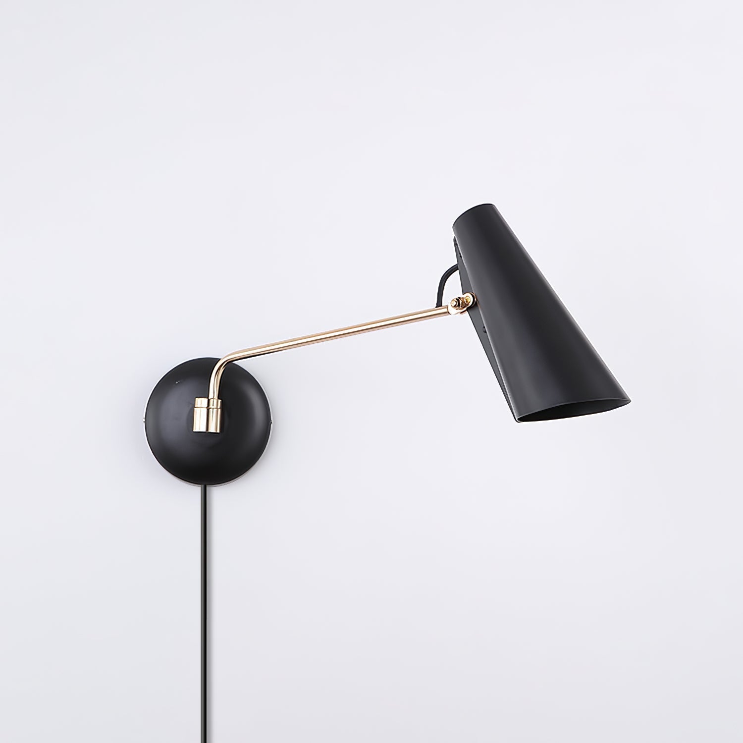 Birdy Plug-in Wall Lamp Black / 1 Piece / US Plug Wall lamp