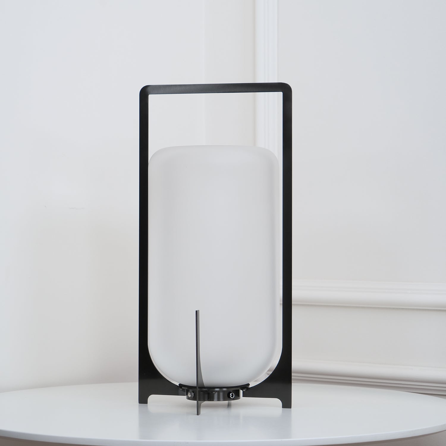 Black Twilight Lantern Table Lamp Table lamp