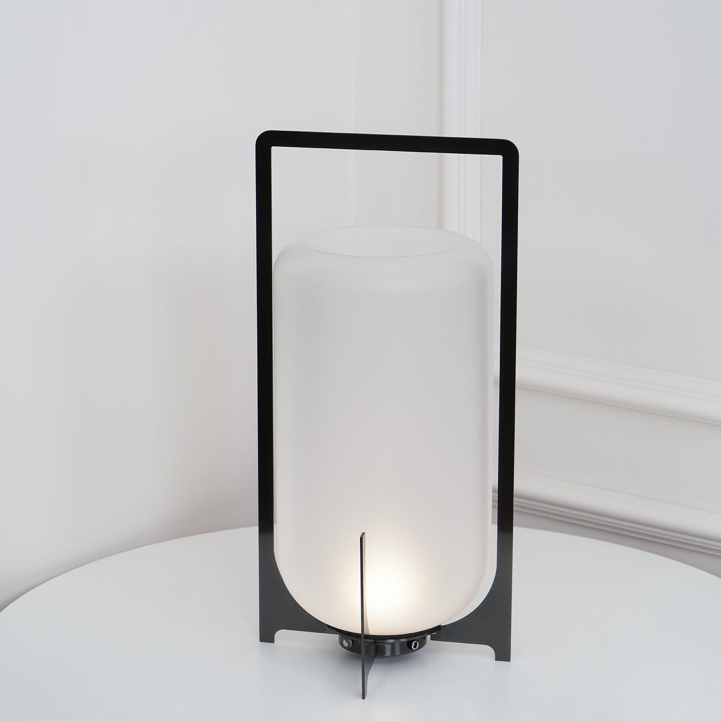 Black Twilight Lantern Table Lamp Table lamp