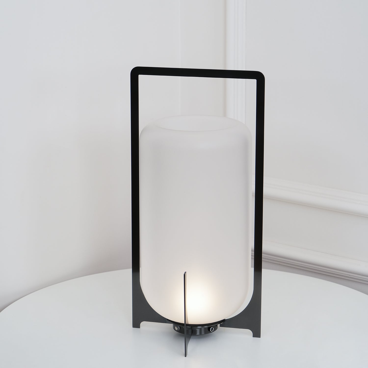 Black Twilight Lantern Table Lamp Table lamp