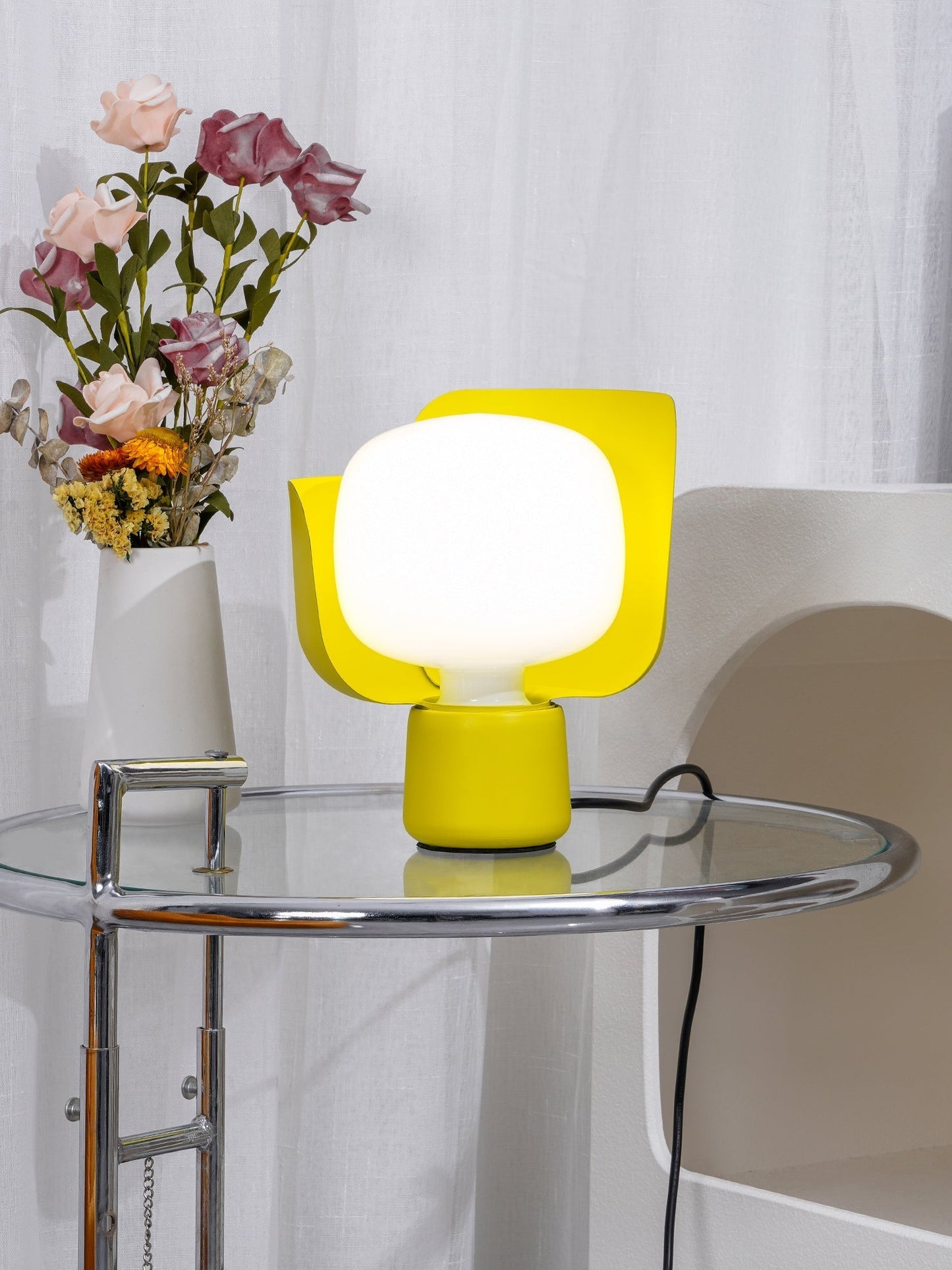 Petals Glass Table Lamp Table lamp