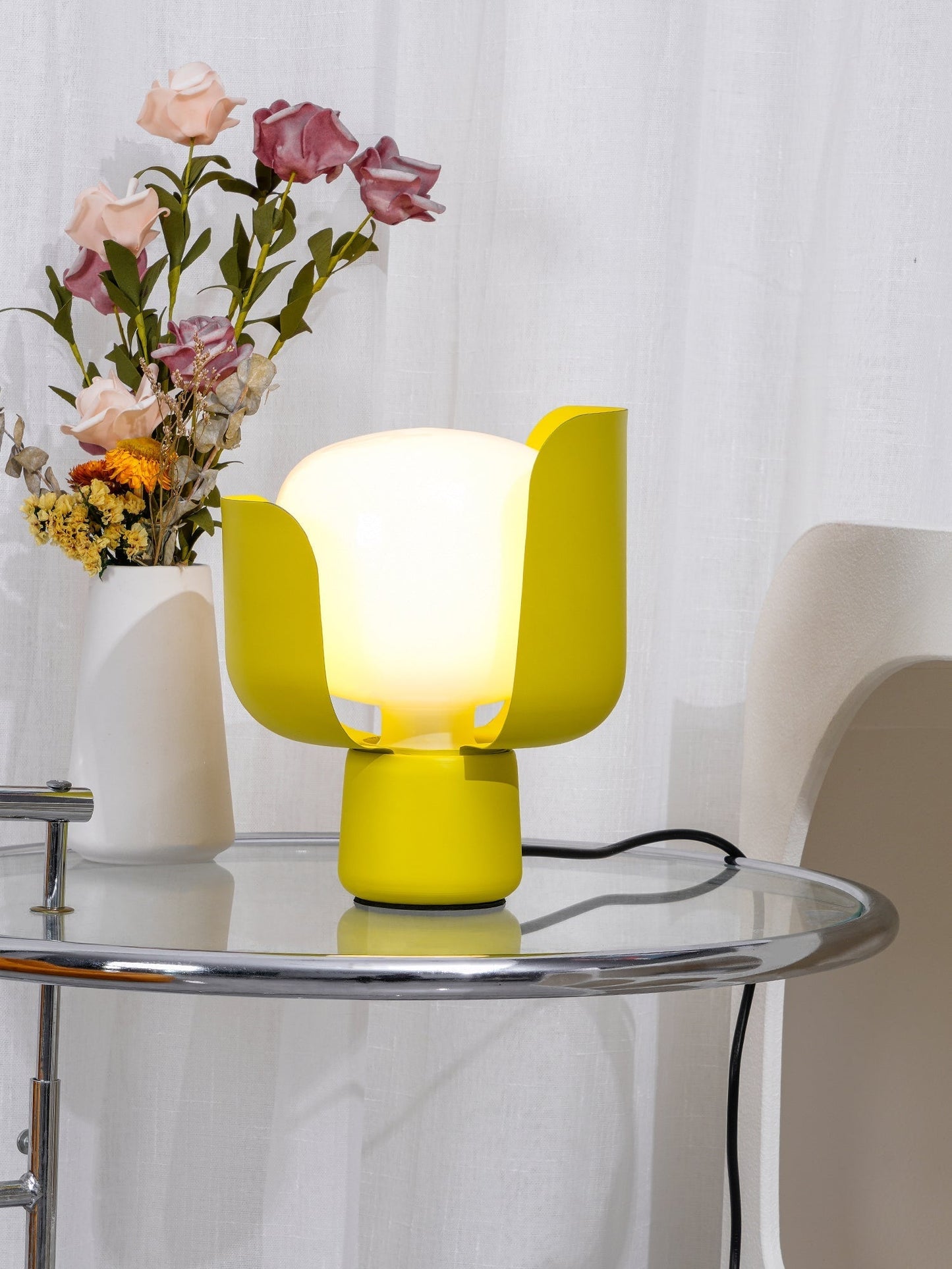 Petals Glass Table Lamp Table lamp