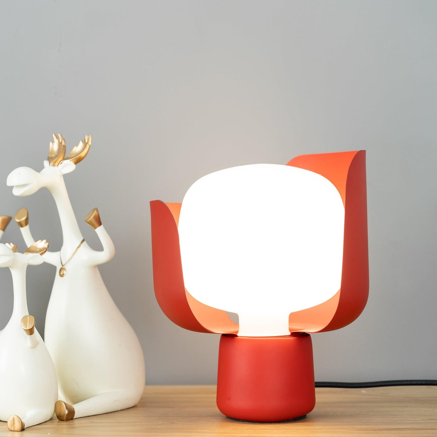 Petals Glass Table Lamp Table lamp