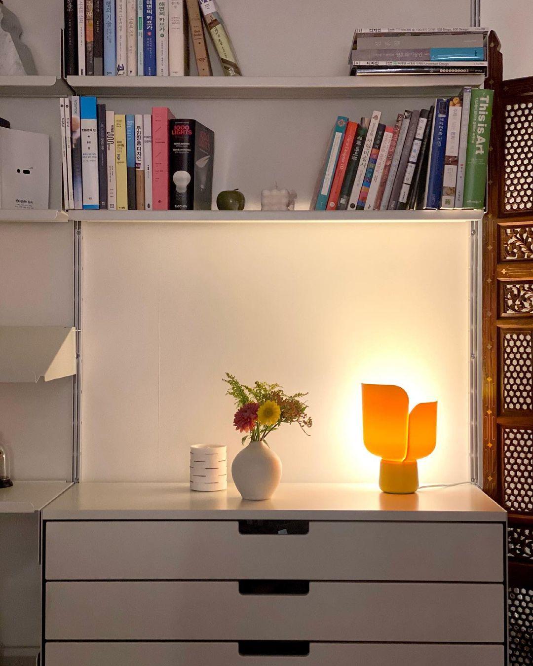 Petals Glass Table Lamp Table lamp