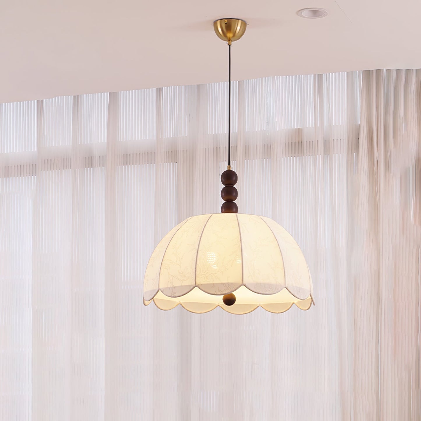 Blossom Fabric Pendant Light Dia 21.7″ x H 10.6″ / Dia 55cm x H 27cm / Beige Pendant light