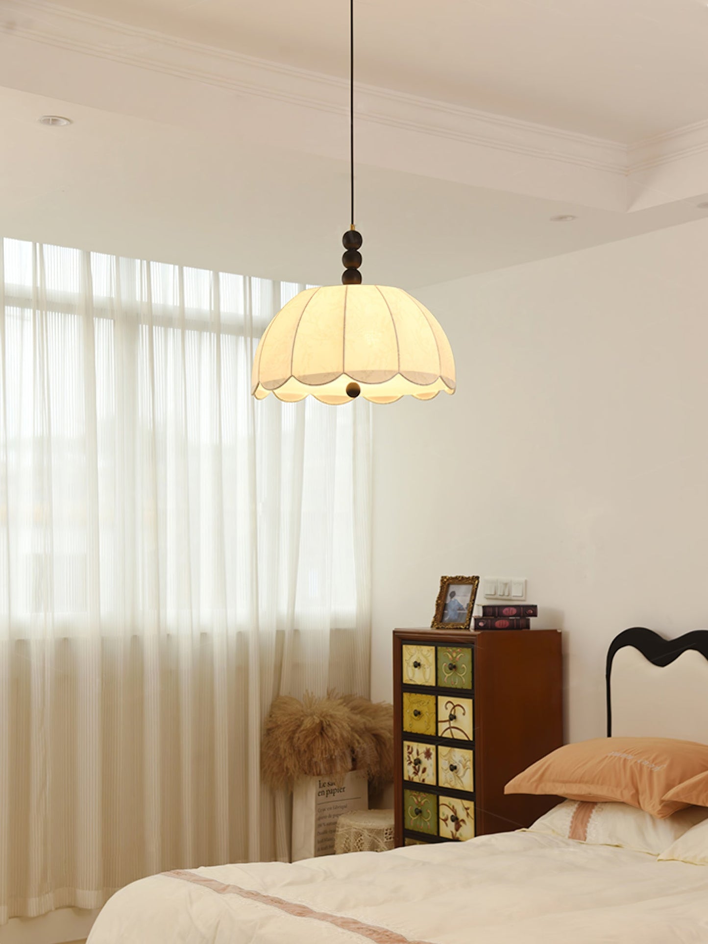 Blossom Fabric Pendant Light Dia 21.7″ x H 10.6″ / Dia 55cm x H 27cm / Beige Pendant light