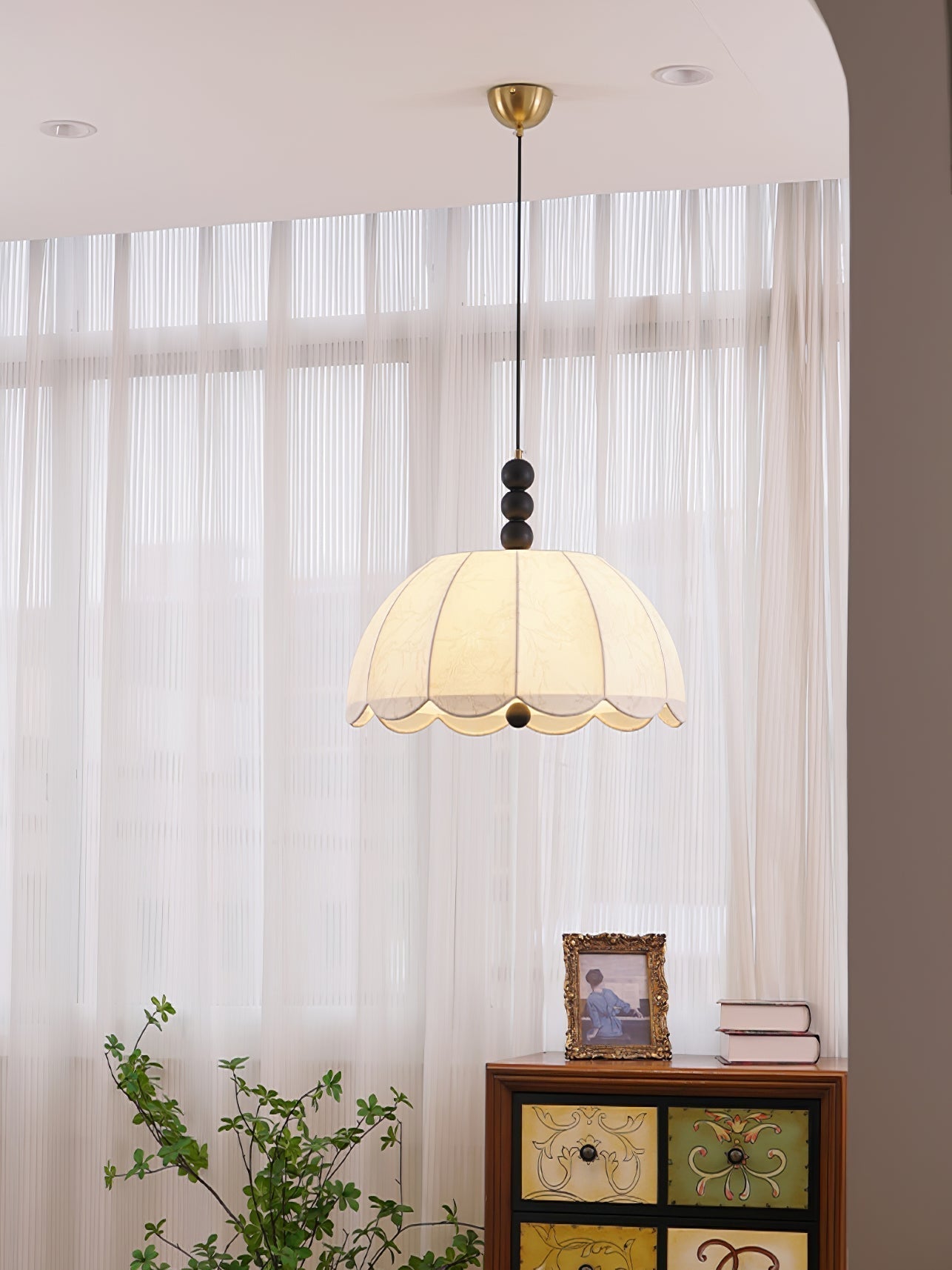 Blossom Fabric Pendant Light Dia 21.7″ x H 10.6″ / Dia 55cm x H 27cm / Beige Pendant light