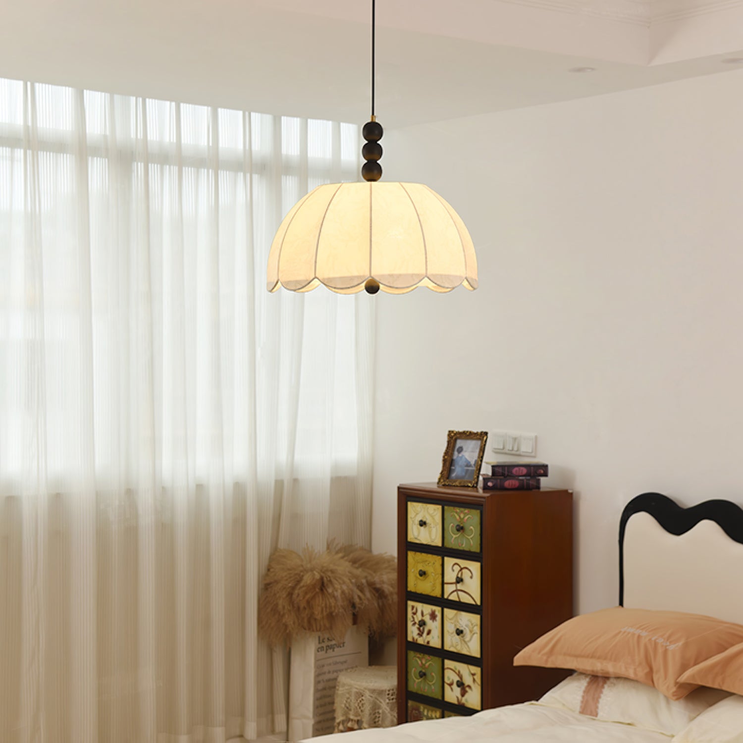 Blossom Fabric Pendant Light Dia 21.7″ x H 10.6″ / Dia 55cm x H 27cm / Beige Pendant light