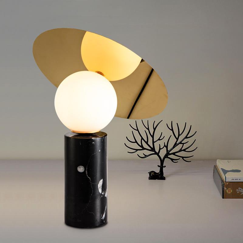 Bola Disc Table Lamp 灯具