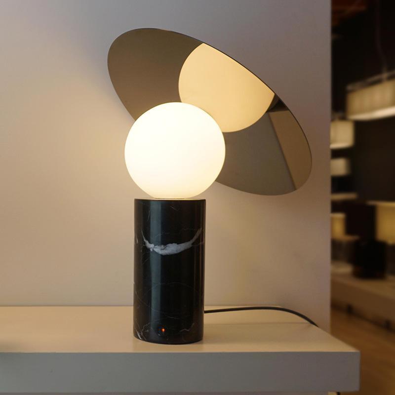 Bola Disc Table Lamp 灯具