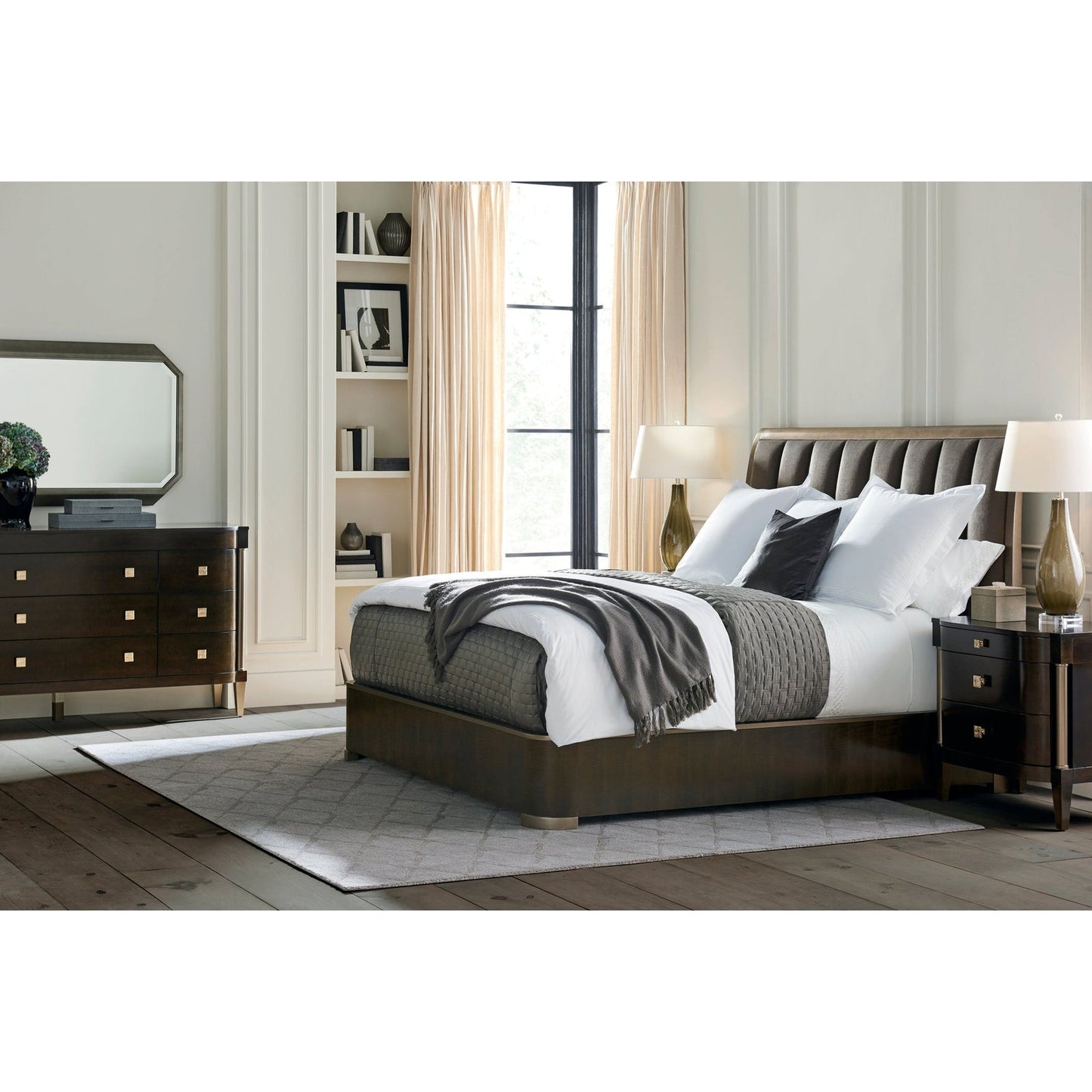 Caracole Dramatic Presence Dresser
