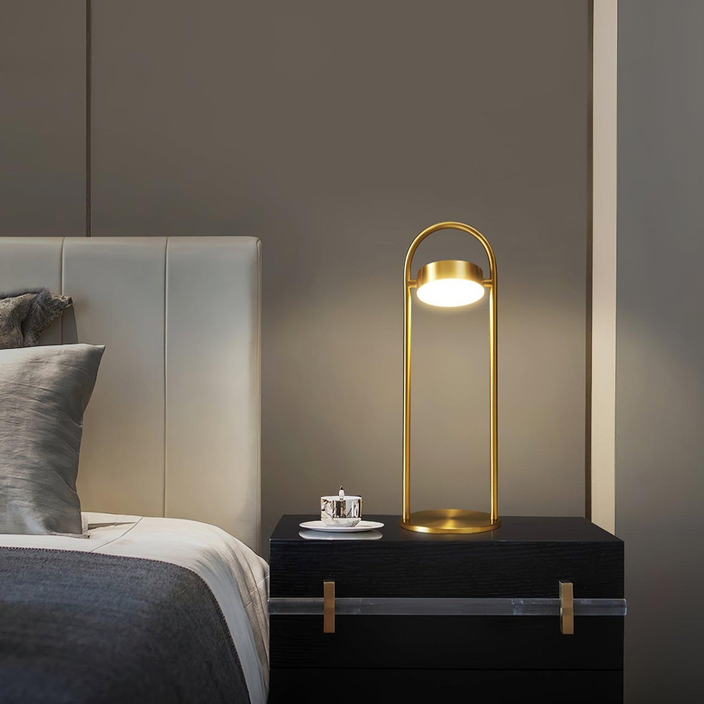 C Ball Table Lamp Table lamp