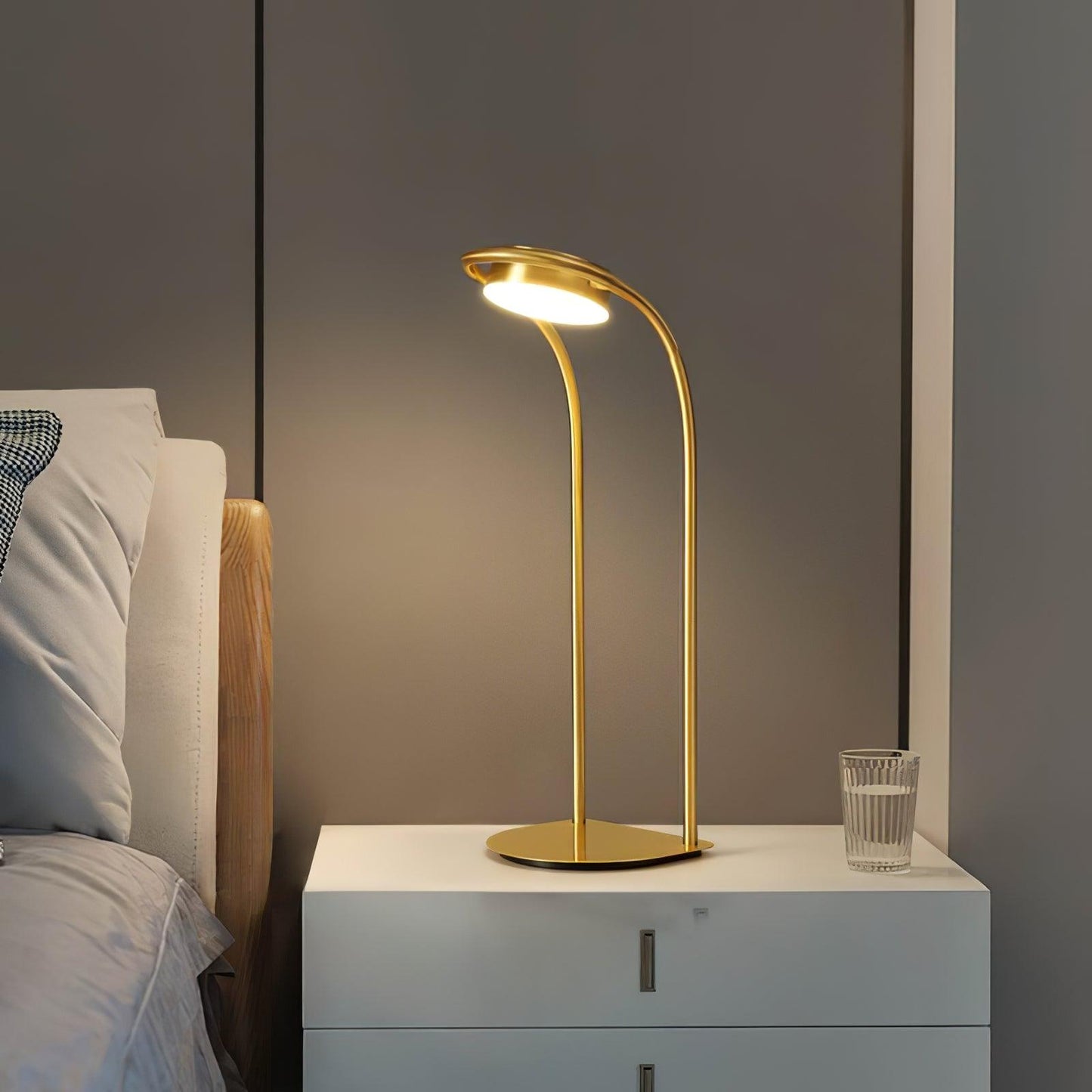 C Ball Table Lamp Table lamp