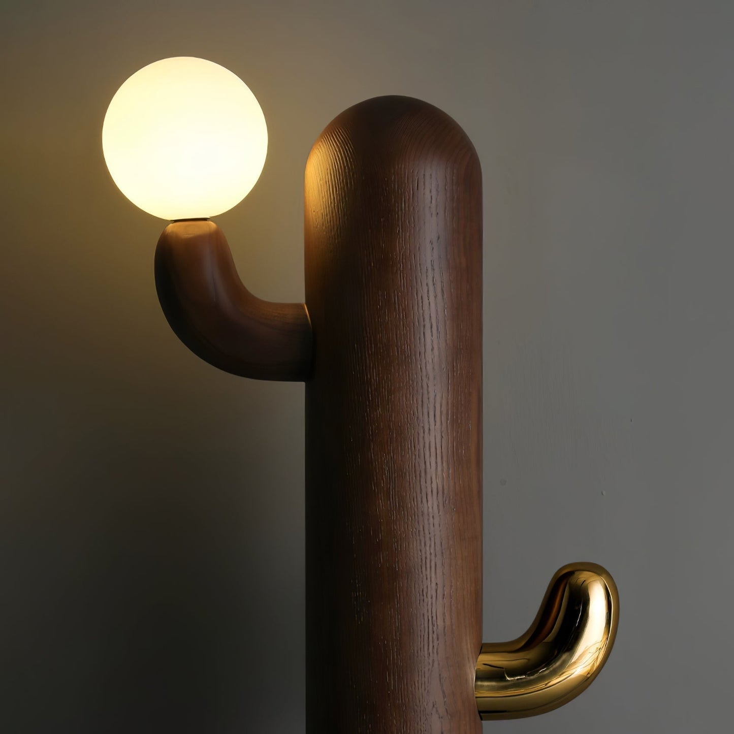 Cactus Wood Floor Lamp Floor lamp