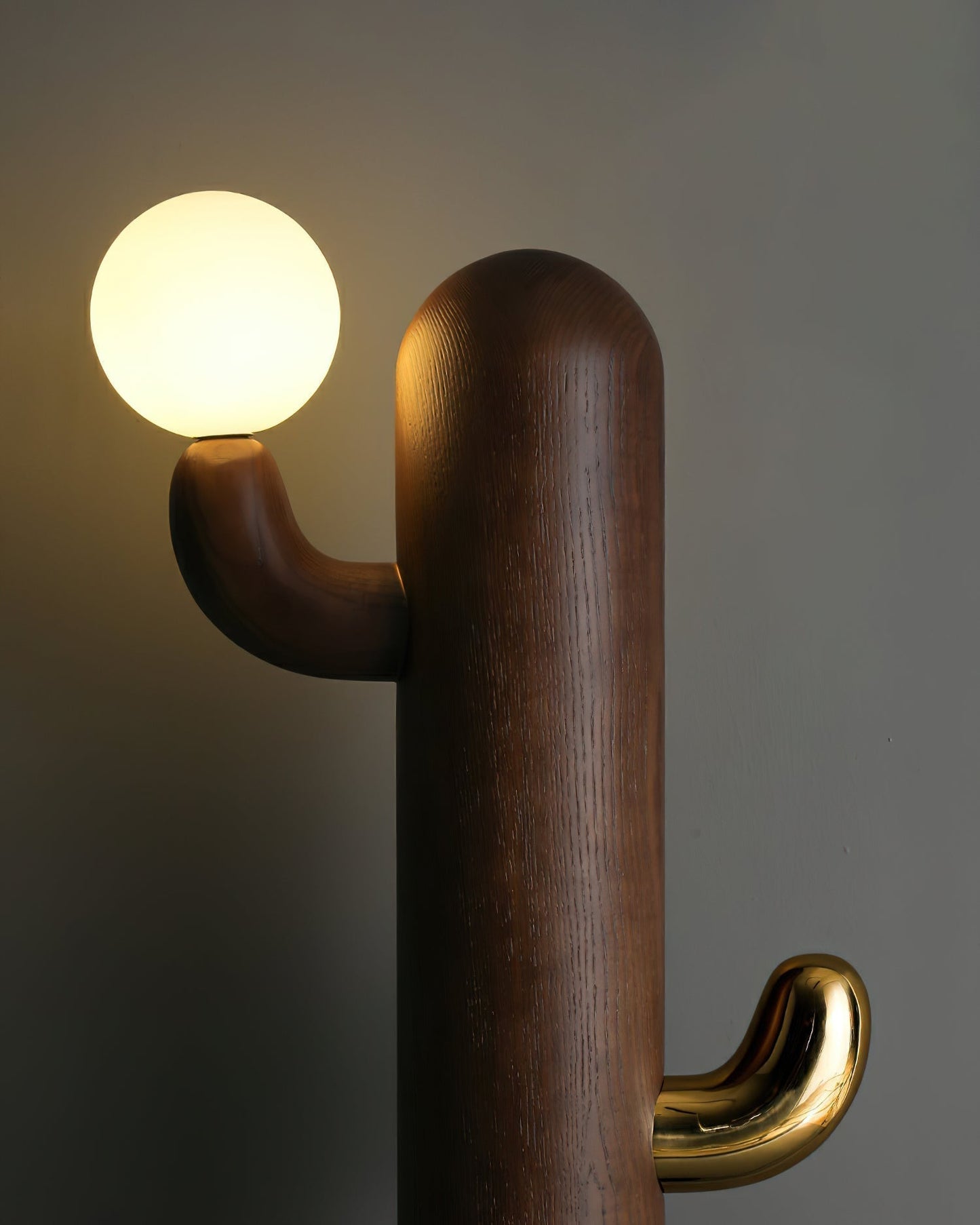 Cactus Wood Floor Lamp Floor lamp