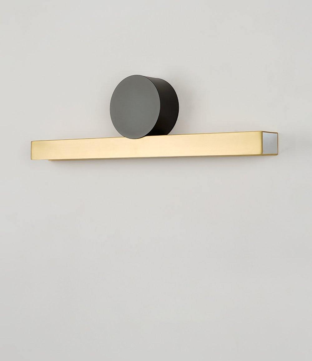 Cale Wall Lamp Style A: L 17.7″ x H 5.2″ / L 45cm x H 13cm / Polished brass / Warm Light Wall lamp