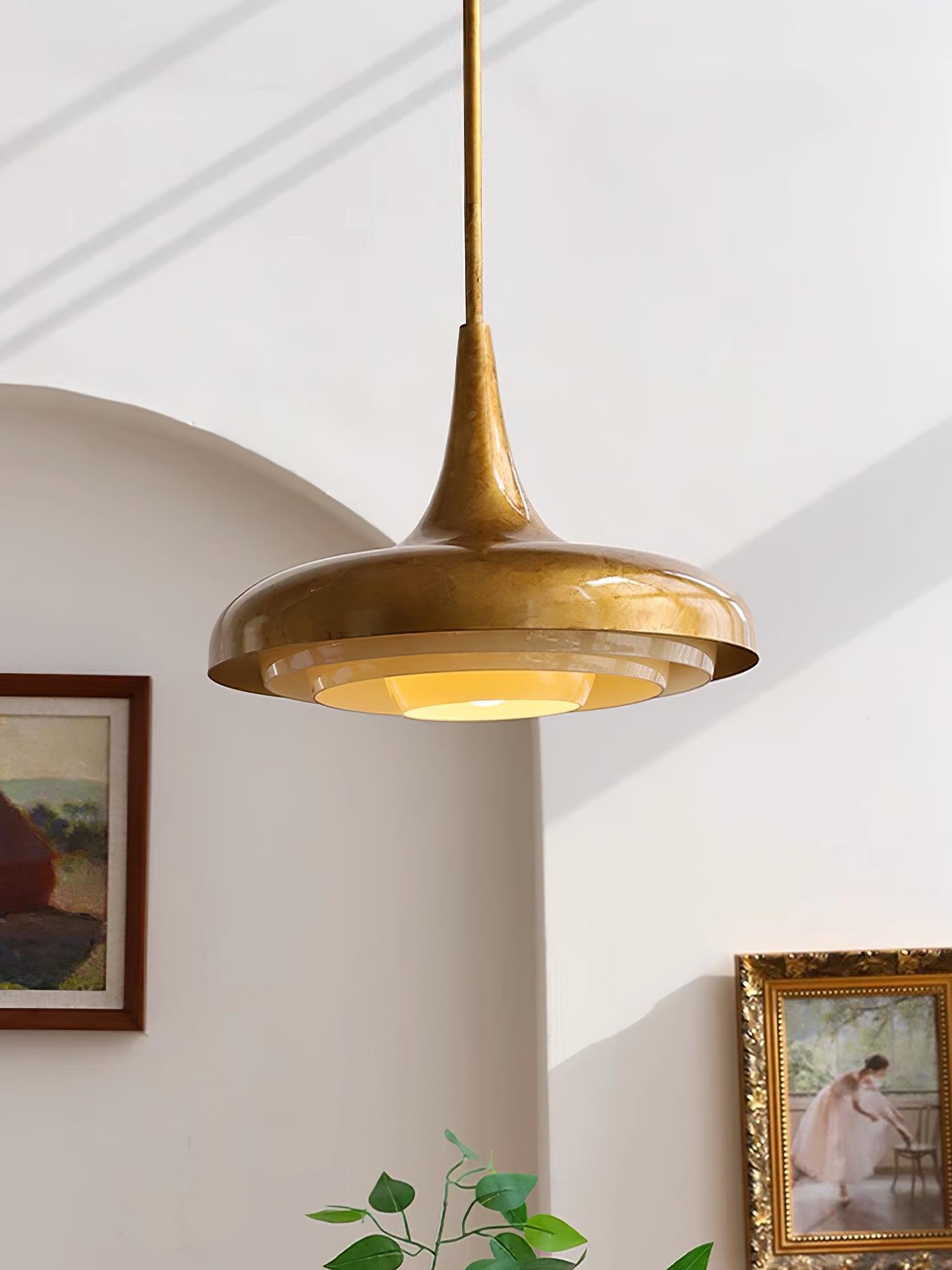 Blossom Pendant Light Dia 17.7″ x H 11.8″ / Dia 45cm x H 30cm / Gold & Creamy yellow Pendant light