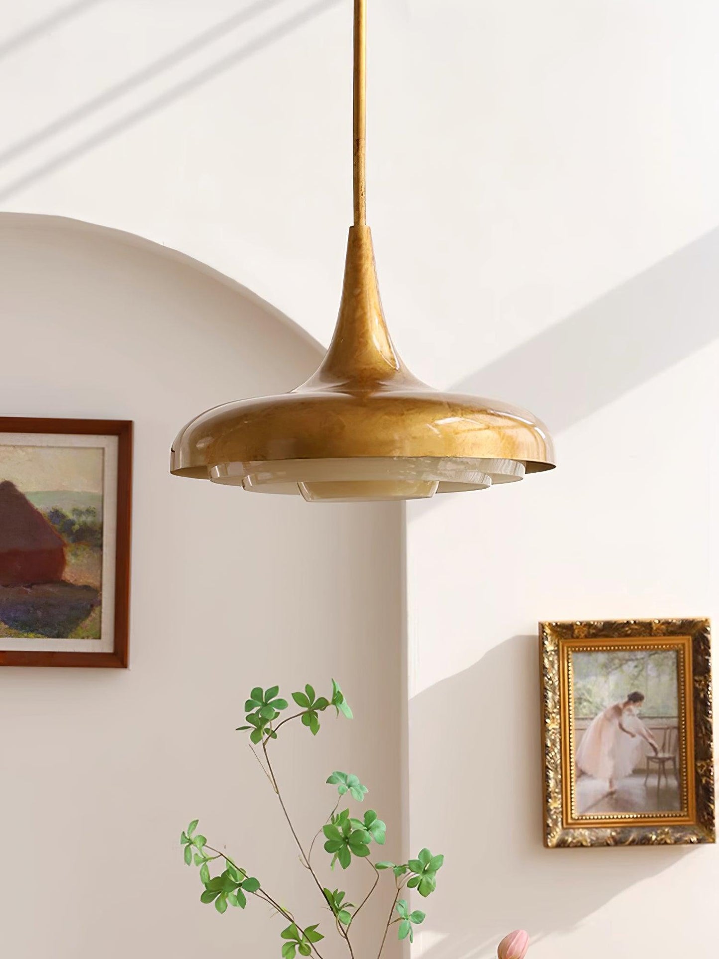 Blossom Pendant Light Dia 17.7″ x H 11.8″ / Dia 45cm x H 30cm / Gold & Creamy yellow Pendant light