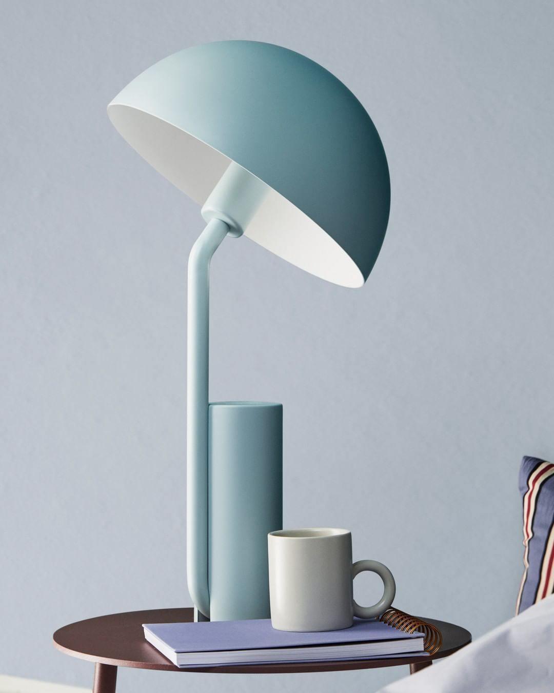 Cap Table Lamp Table lamp