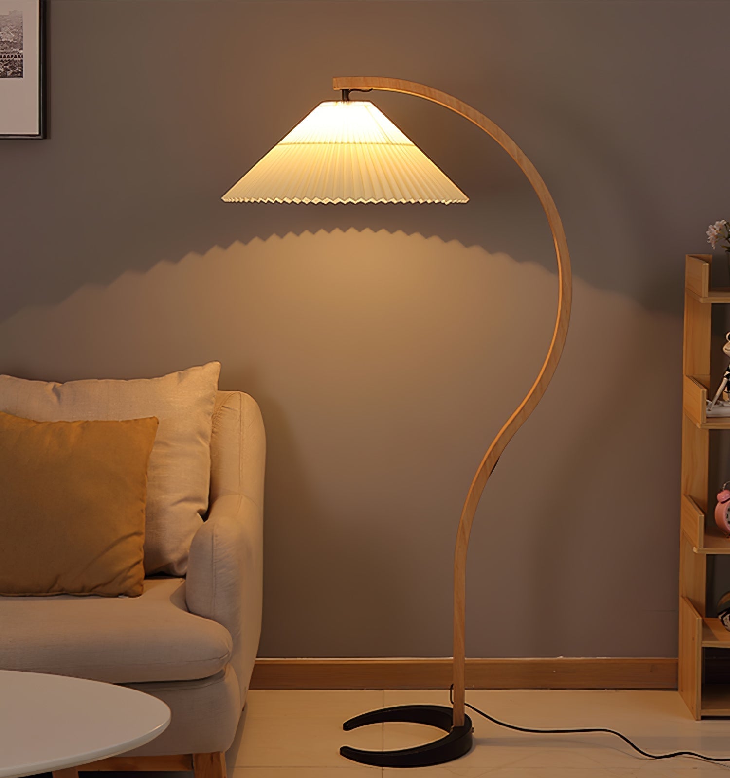 Caprani Floor Lamp Floor lamp