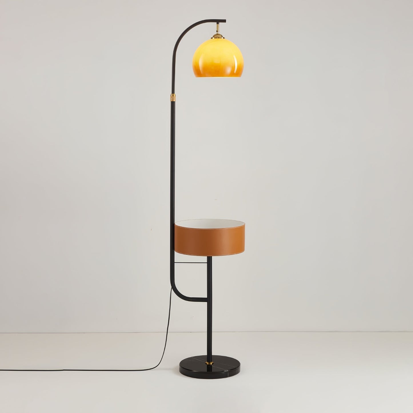 Caramel Arch Floor Lamp Dia 13.4″ x H 66.9″ / Dia 34cm x H 170cm / Caramel & Black / US Plug Floor lamp
