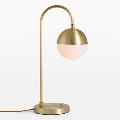 Cedar Moss Table Lamp Dia 7″ x H 21″ / Dia 18cm x H 53cm / Brass / US Plug Table lamp