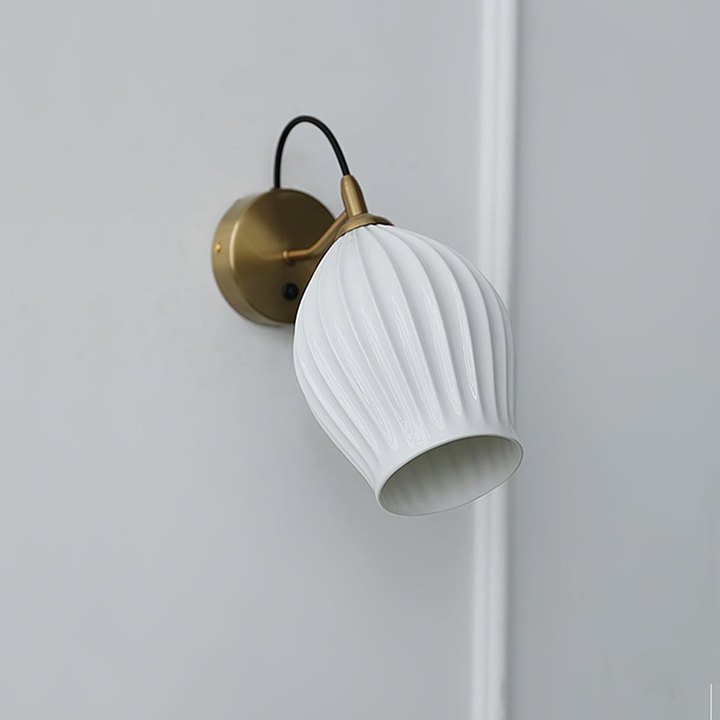 Ceramic Ribbed Wall light Wall lamp