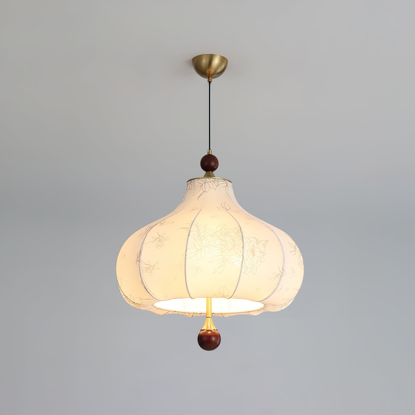 Chestnut Bloom Pendant Lamp Dia 15.7″ x H 18″ / Gold & White Pendant light
