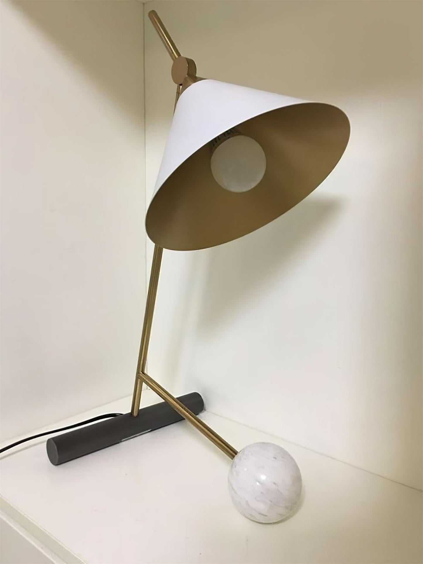 Cleo Table Lamp Table lamp