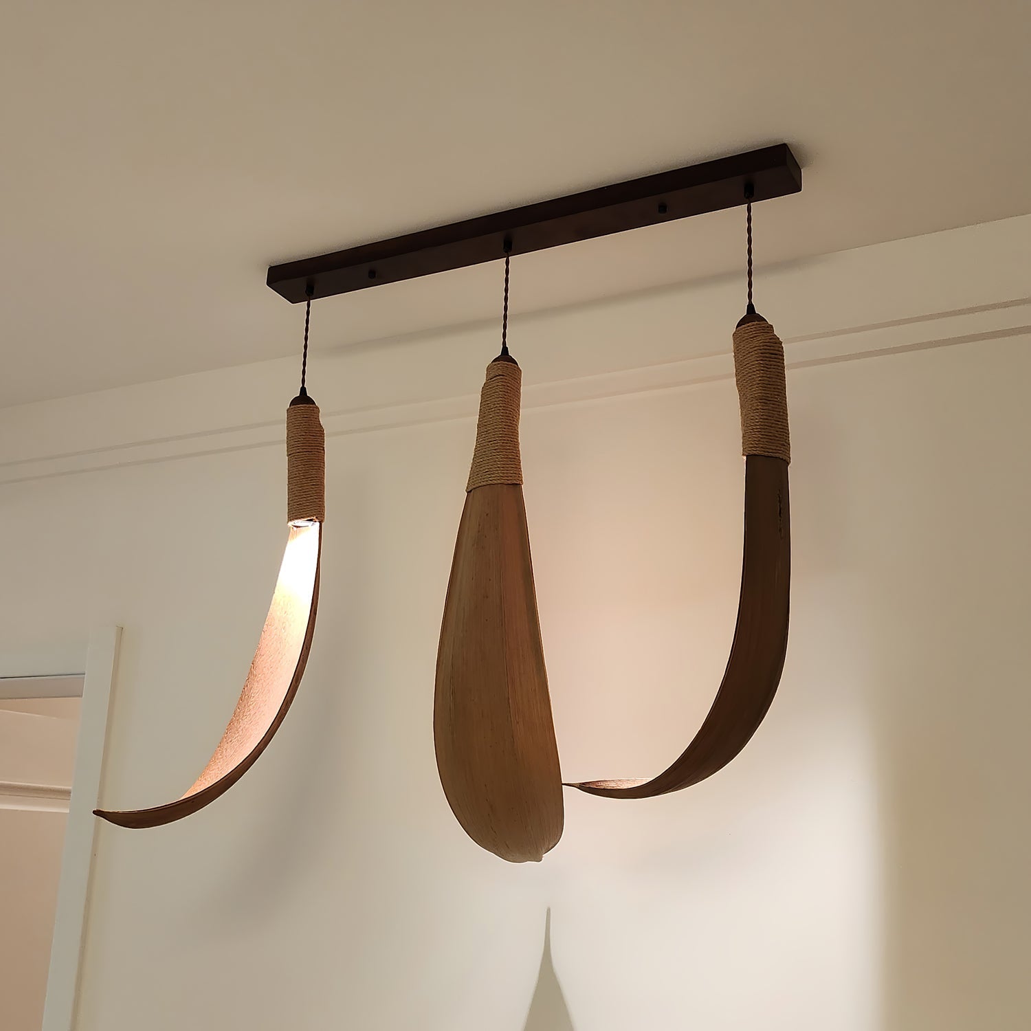 Cocoa Leaf Pendant Lamp Pendant light