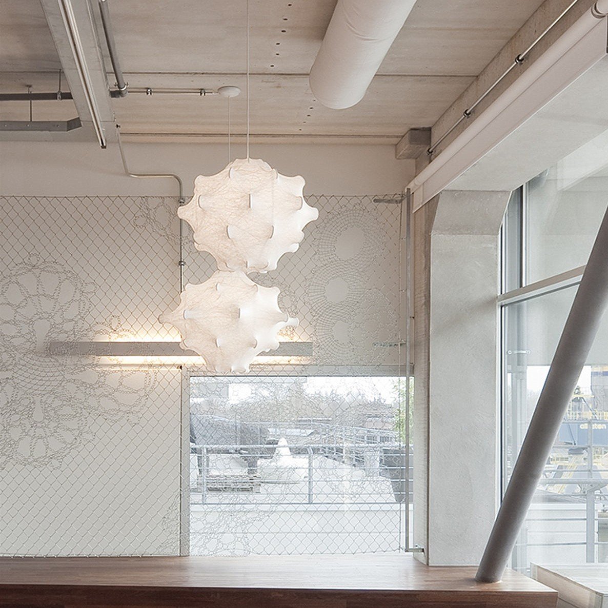 Cocoon Bloom Pendant Lamp Dia 24.8″ x H 19.7″ / Dia 63cm x H 50cm / White Pendant light