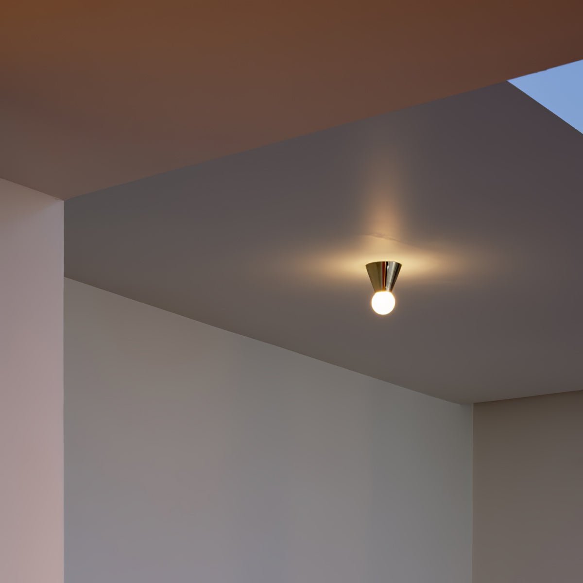Conical Ceiling Lamp Ceiling lamp