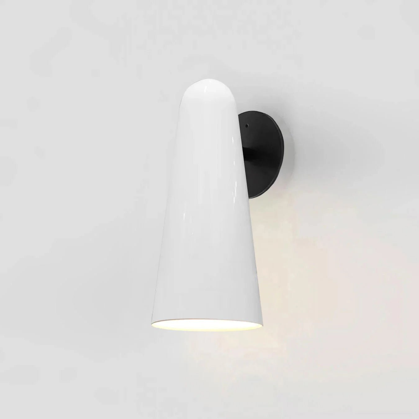 Conical Glass Wall Lamp Dia 5.1″ x H 10″ / Dia 13cm x H 25.5cm / Black & Bright White / Warm Light 1001 Wall lamp