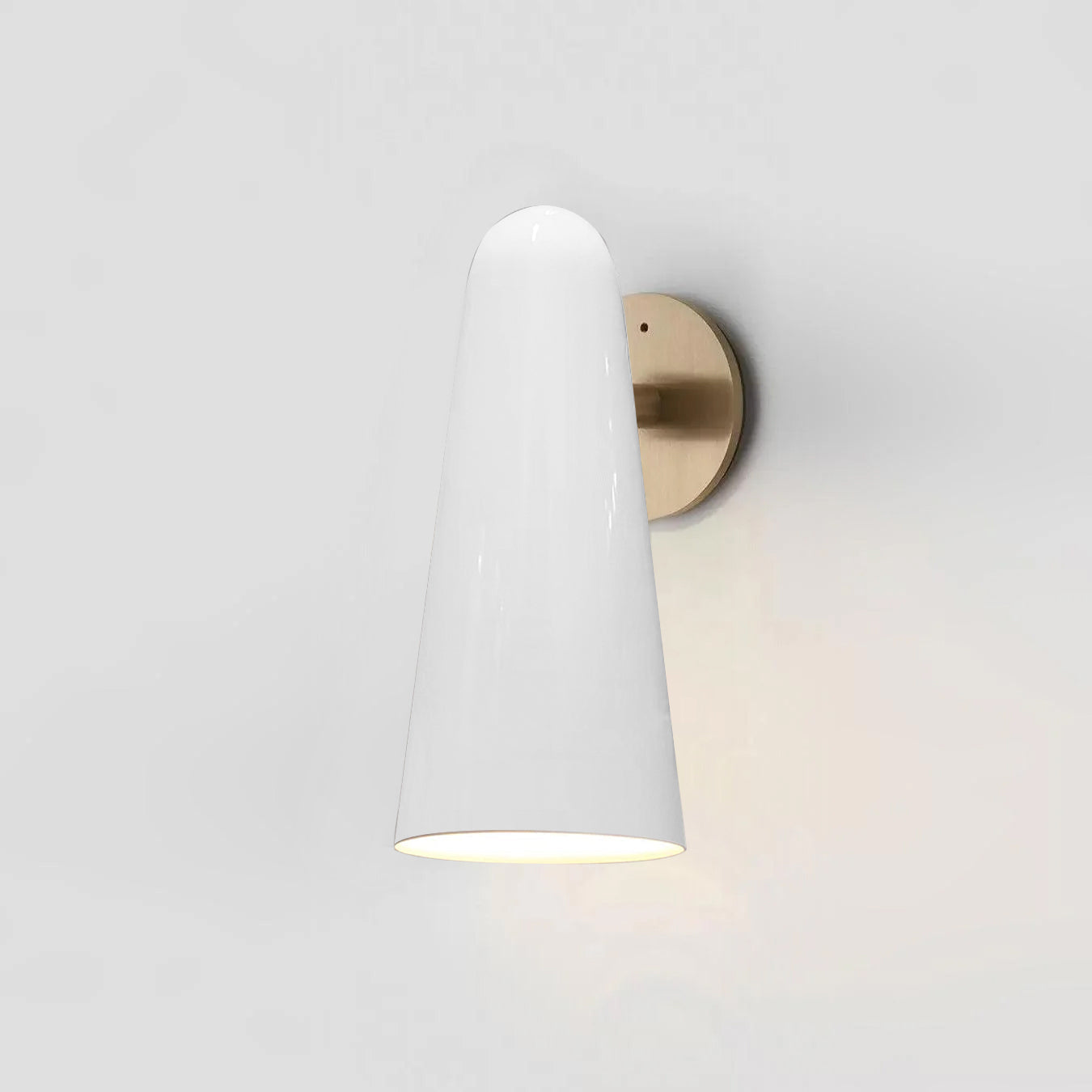 Conical Glass Wall Lamp Dia 5.1″ x H 10″ / Dia 13cm x H 25.5cm / Gold & Bright White / Warm Light 1001 Wall lamp