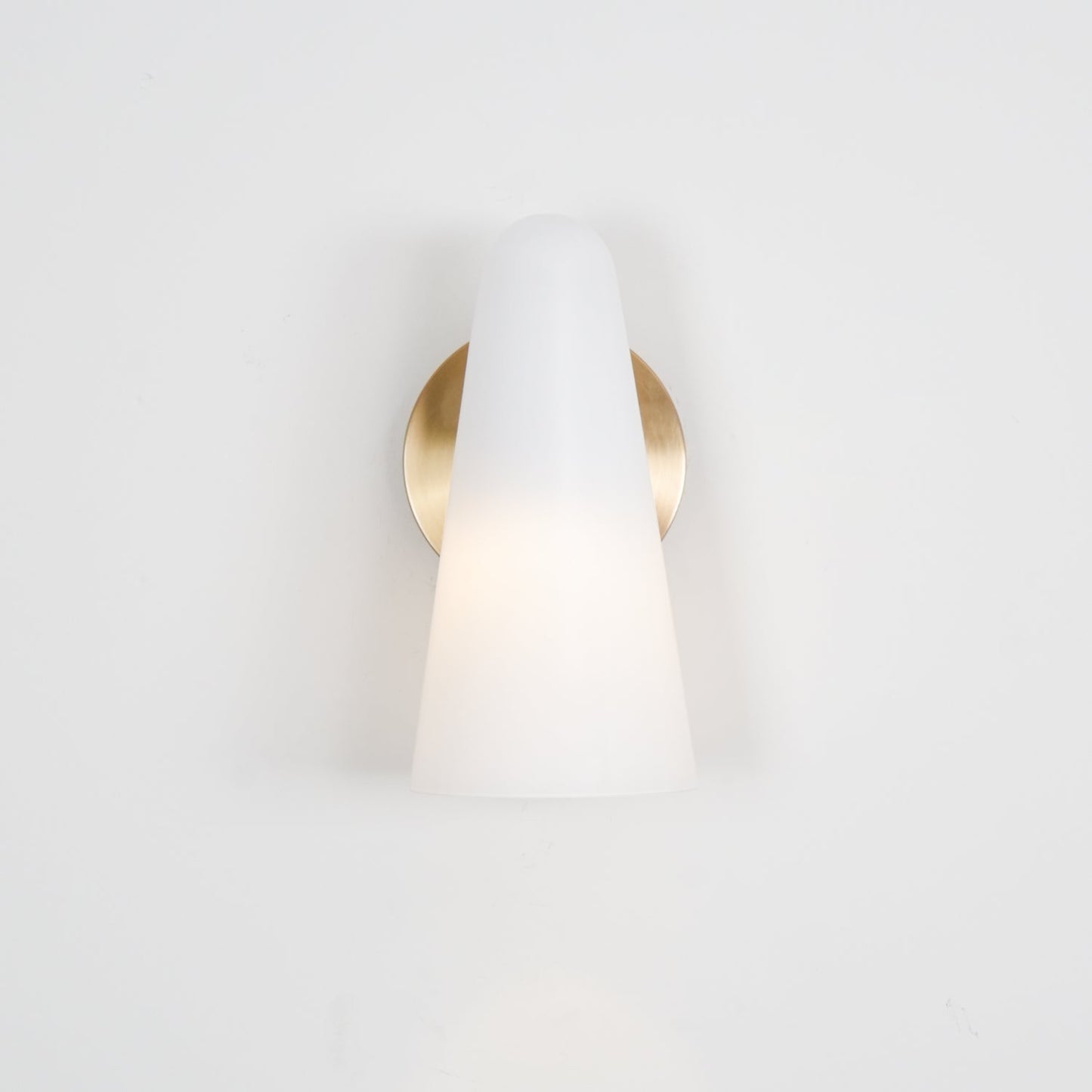 Conical Glass Wall Lamp 1001 Wall lamp