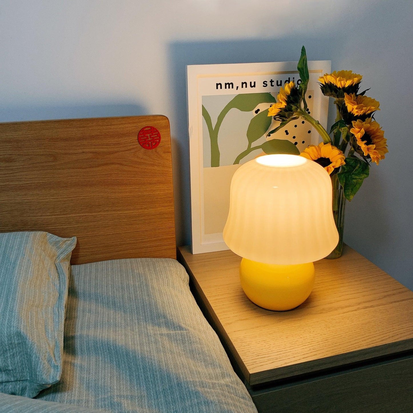 Creamy Mushroom Table Lamp Table lamp