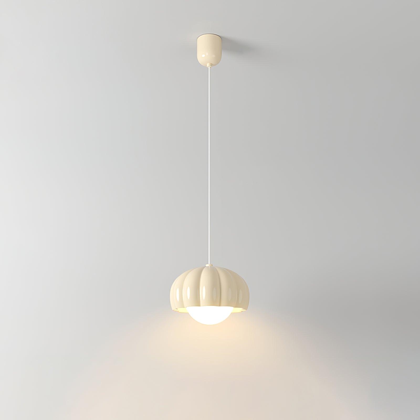 Creamy Pumpkin Pendant Light ? 6.7″ x H 3.7″ / Dia 17cm x H 9.5cm / Creamy White Pendant light