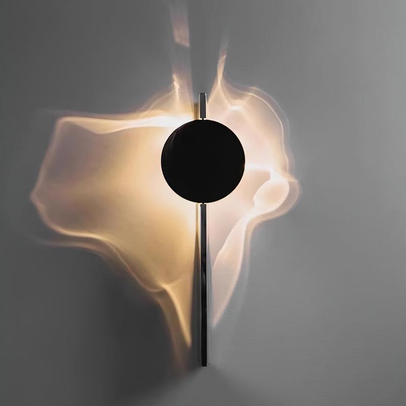 Creative Light And Shadow Wall Lamp ? 4.1″ x H 13″ / Dia 10.5cm x H 33cm / Chrome & Black / Warm White Wall lamp