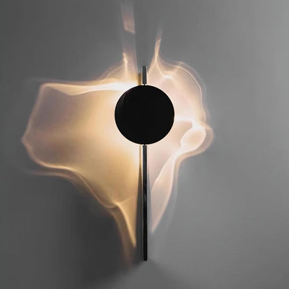 Creative Light And Shadow Wall Lamp ? 4.1″ x H 13″ / Dia 10.5cm x H 33cm / Chrome & Black / Warm White Wall lamp