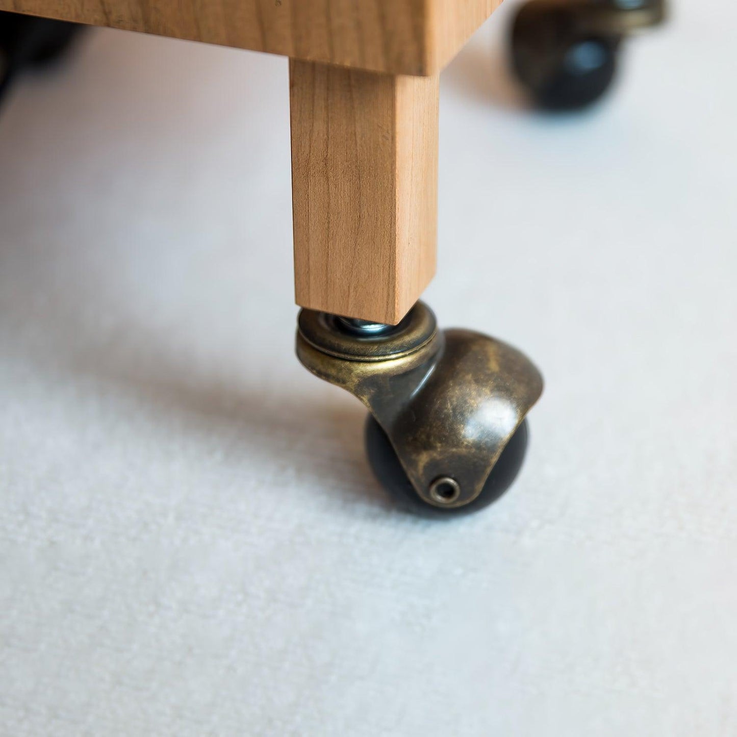 Cubby Mobile Table Light Table lamp