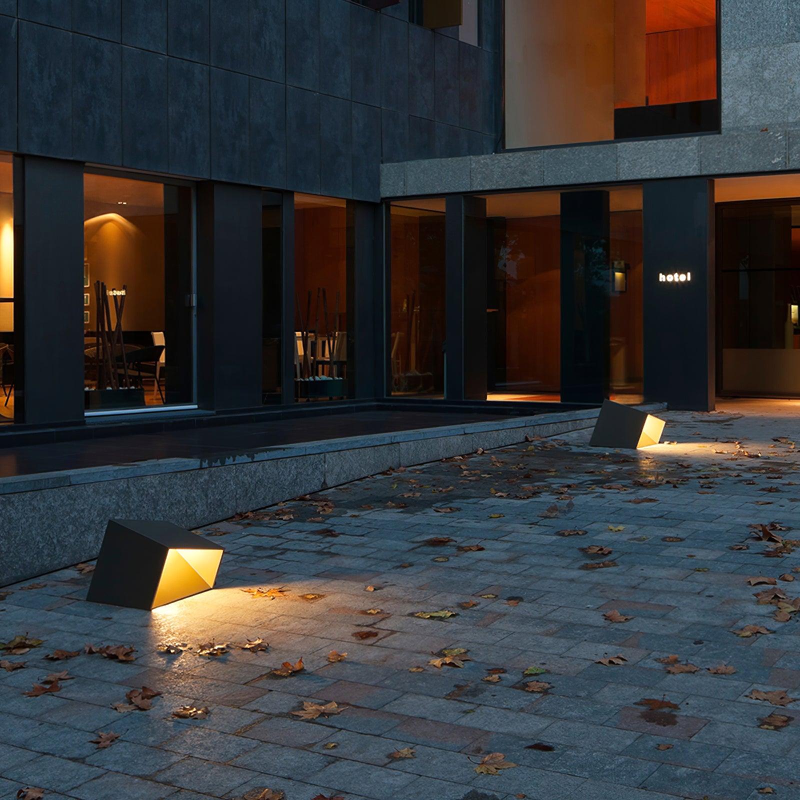 Cube Garden Outdoor Light Table lamp