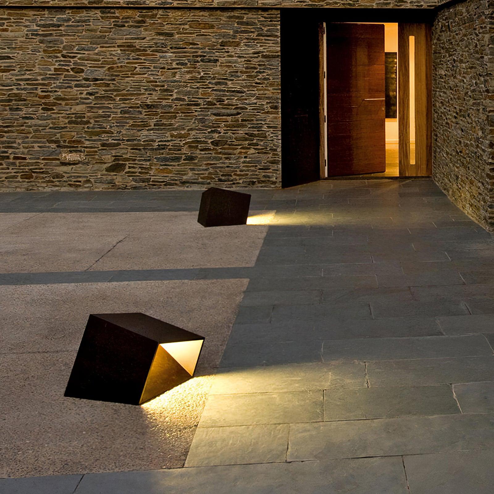 Cube Garden Outdoor Light Table lamp