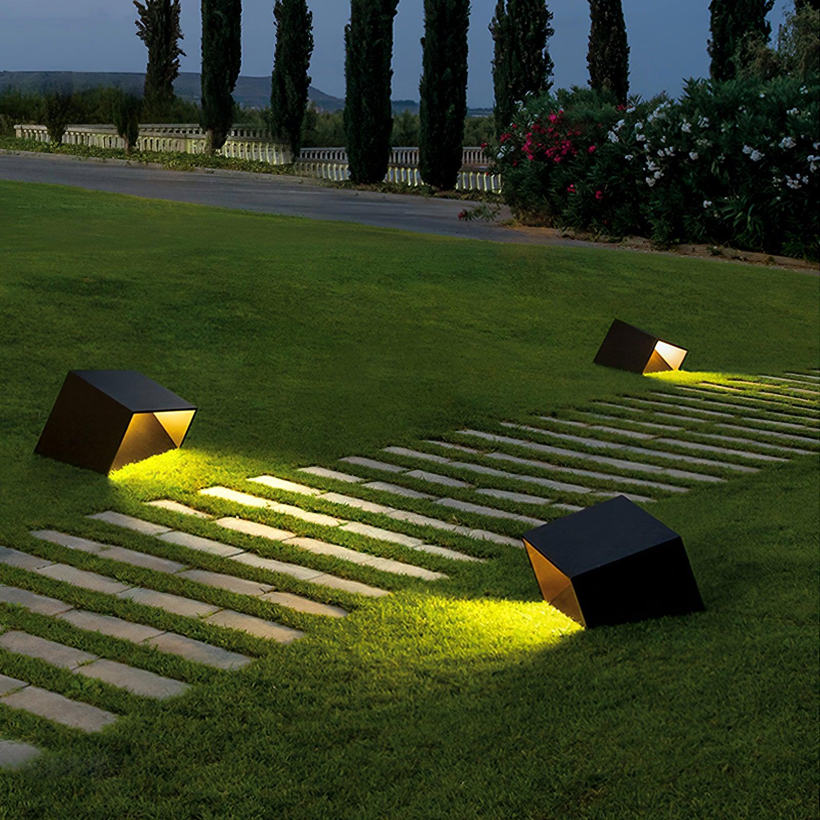 Cube Garden Light Table lamp