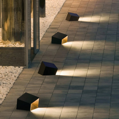 Cube Garden Outdoor Light Table lamp